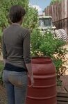 Lauren cohan booty ♥ The Walking Dead's' Lauren Cohan Cleans